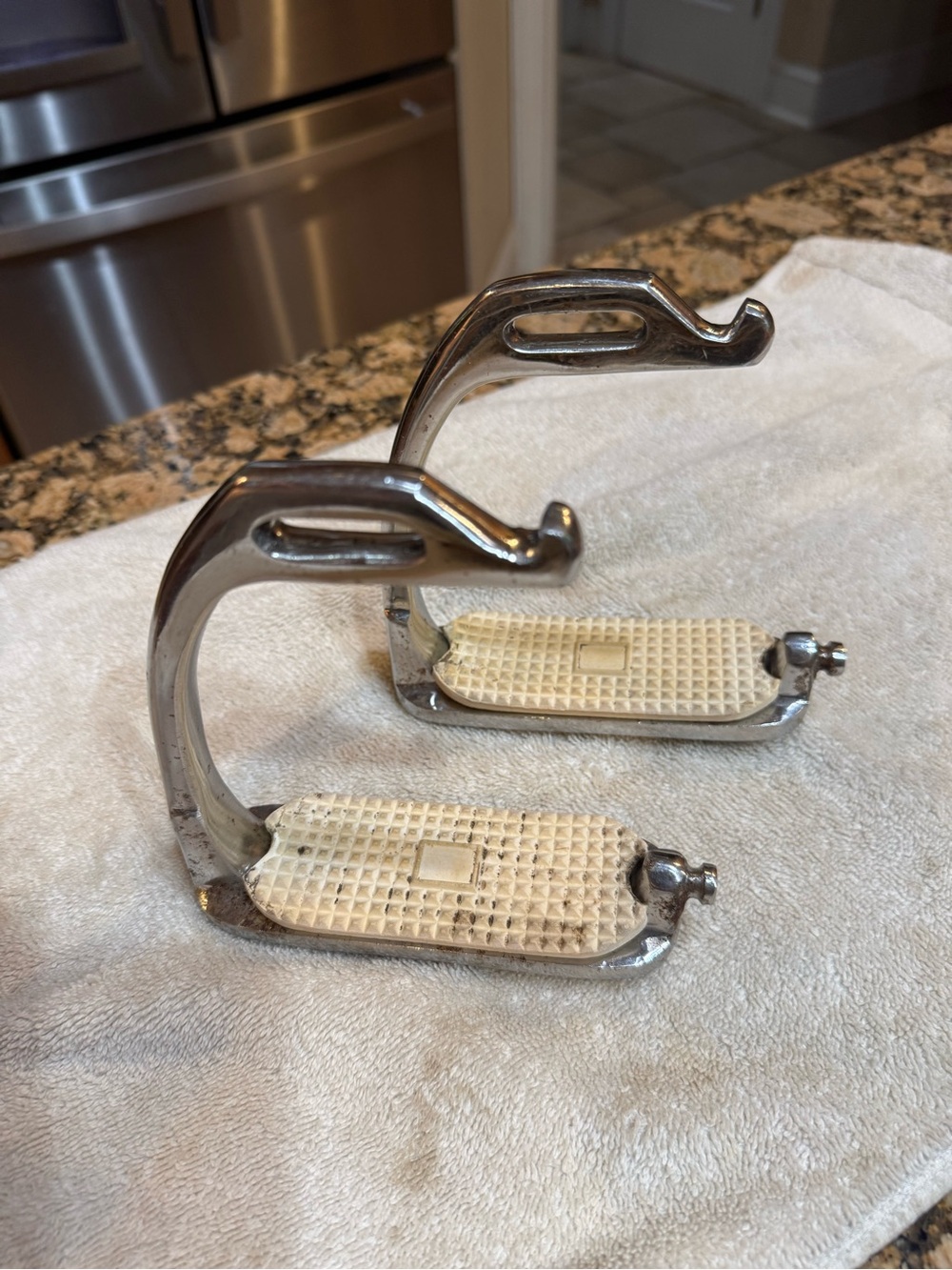 Equestrian item : Chrome Horse Riding Stirrups with White Footpad inserts pair